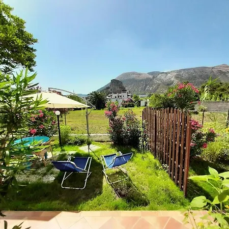 Garden & Sea Holiday home