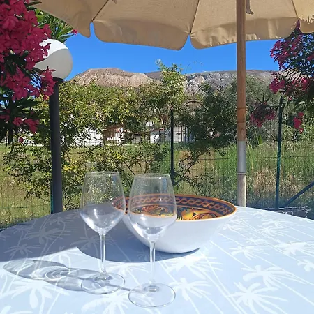Garden & Sea Holiday home *