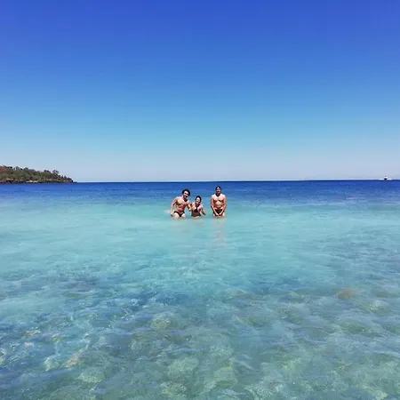 Prázdninový dům Garden & Sea